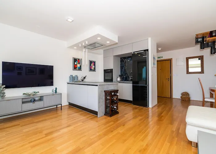 Luxurious Penthouse Style * Kovacic